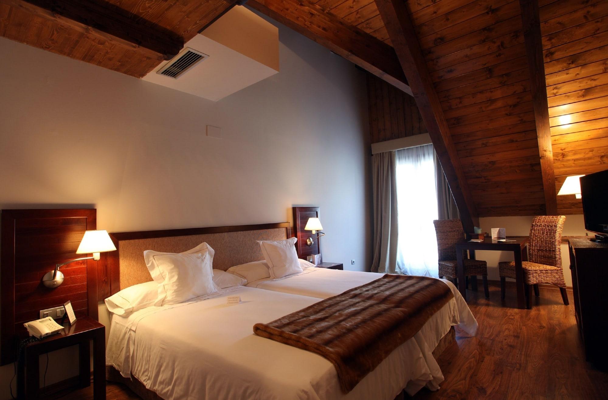 Hotel Abadia Del Pirineo Tramacastilla de Tena Zewnętrze zdjęcie