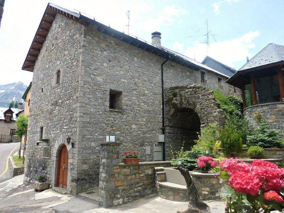 Hotel Abadia Del Pirineo Tramacastilla de Tena Zewnętrze zdjęcie