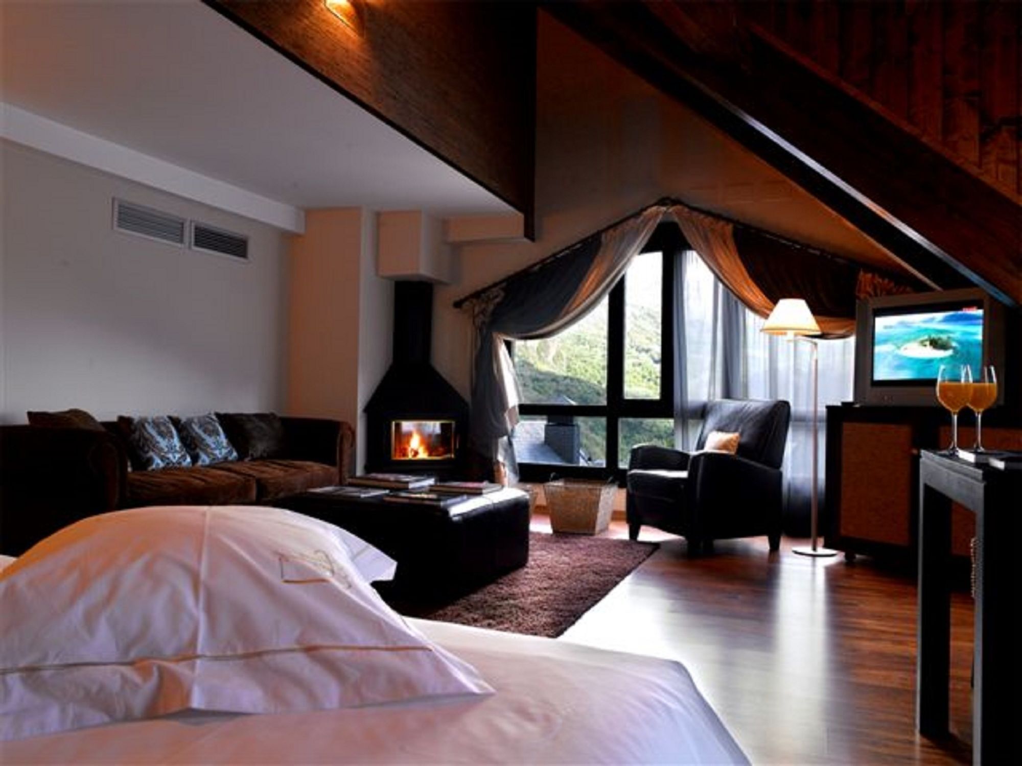 Hotel Abadia Del Pirineo Tramacastilla de Tena Zewnętrze zdjęcie